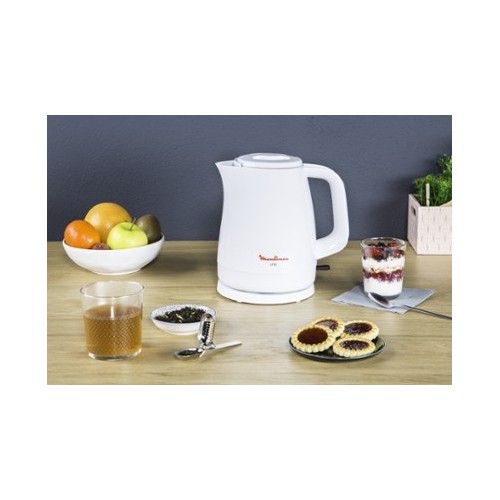 Moulinex BY150100 tetera eléctrica 1,5 L 2400 W Blanco Moulinex BY150100 tetera eléctrica 1,5 L 2400 W Blanco